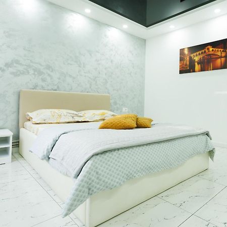 Archi'S Apartament Галац Экстерьер фото